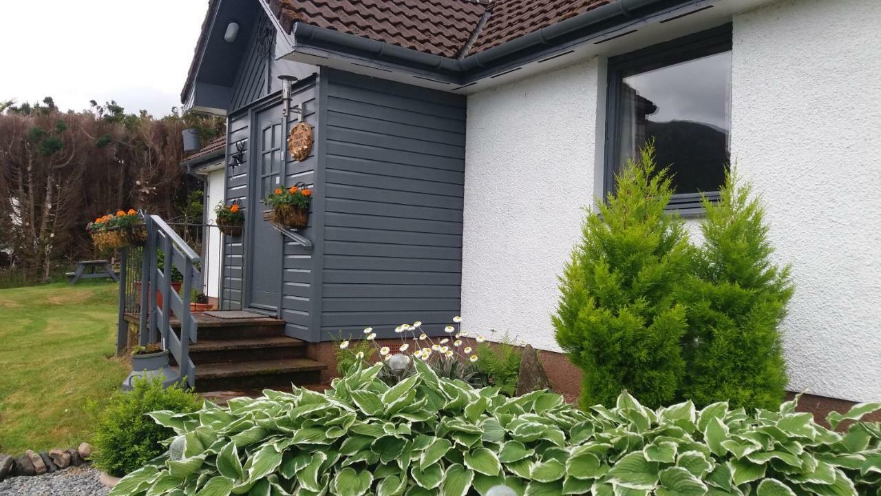 Toads Croak Acomodação com café da manhã Inverness Exterior foto