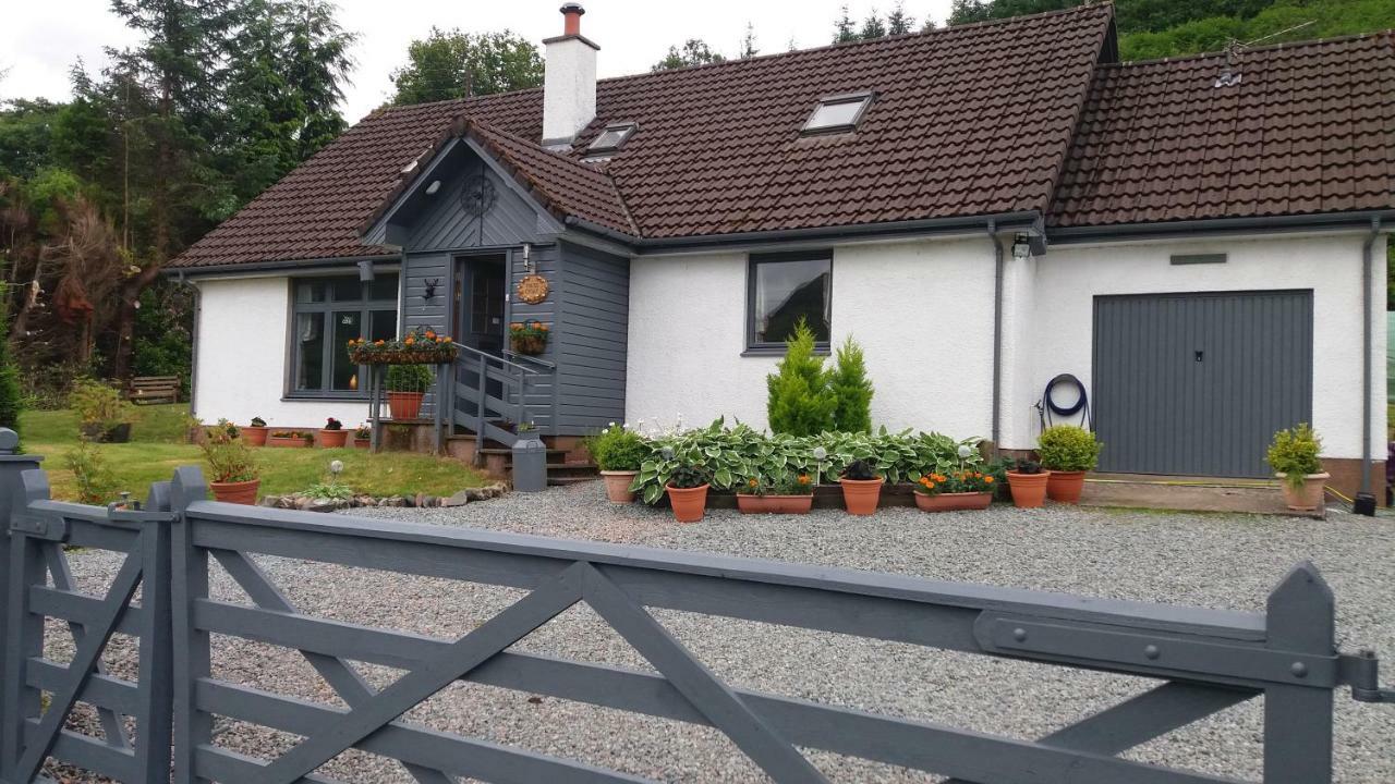 Toads Croak Acomodação com café da manhã Inverness Exterior foto